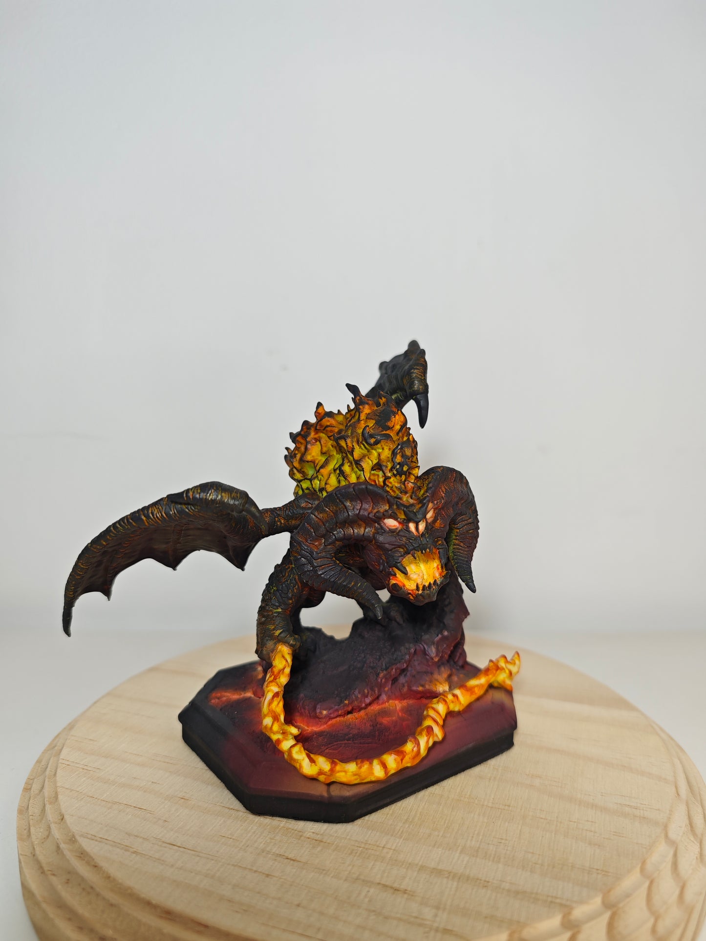 Figura Balrog del señor de los anillos pintado a mano formato Chibi