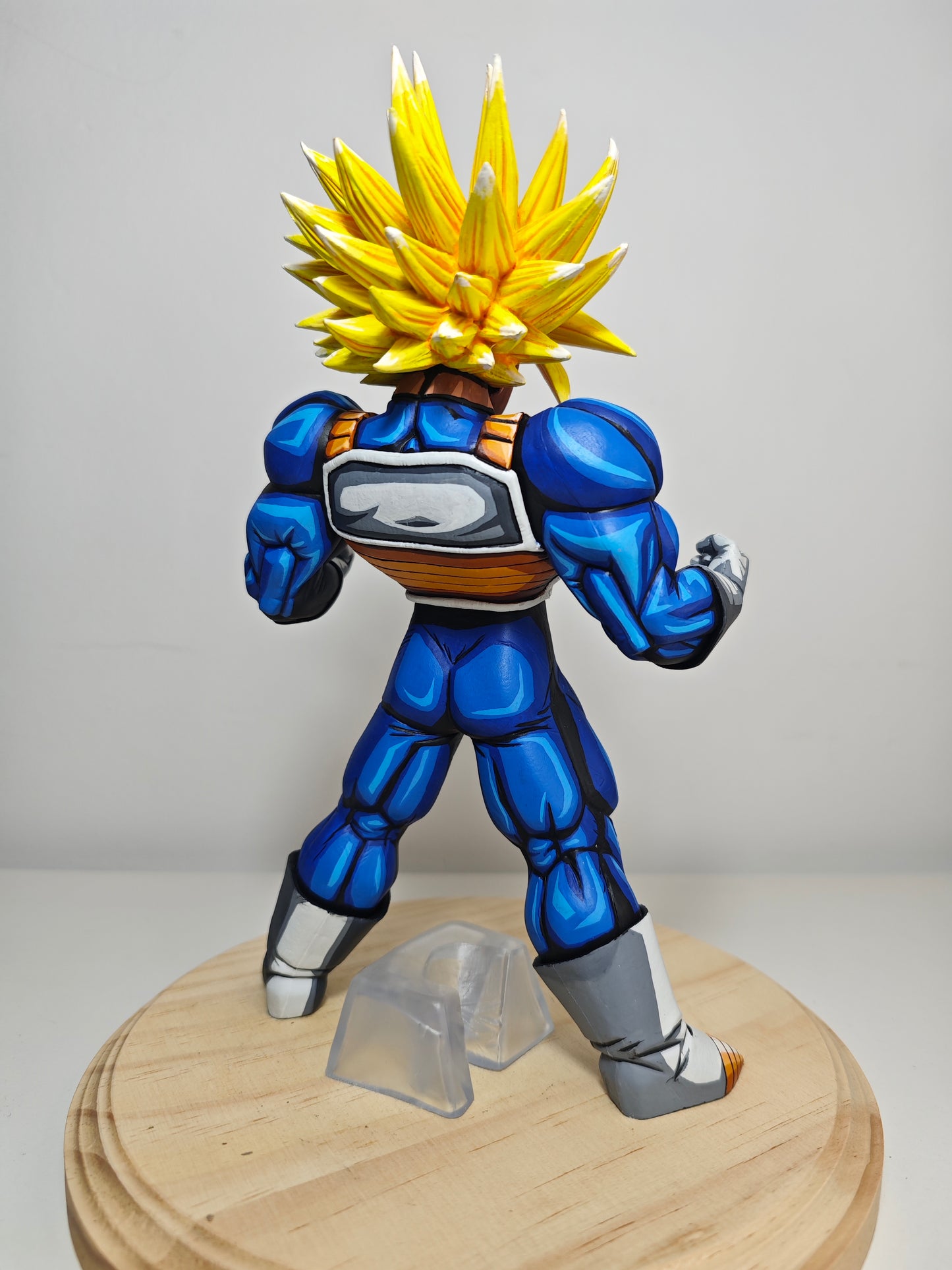 Figura Super Trunks SSJ Anime 2d Comic Color / Cel Shading Repaint