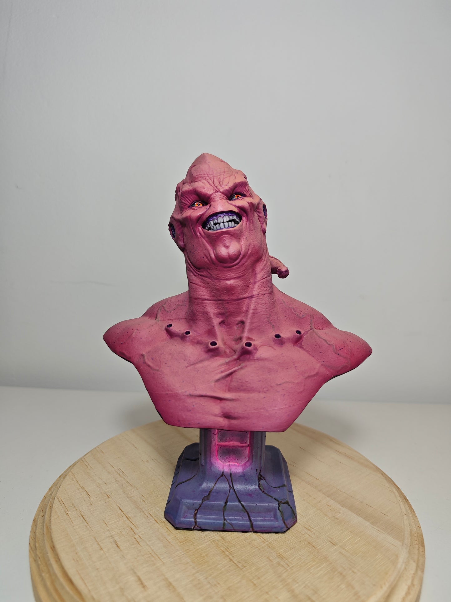 Figura busto Buu realista